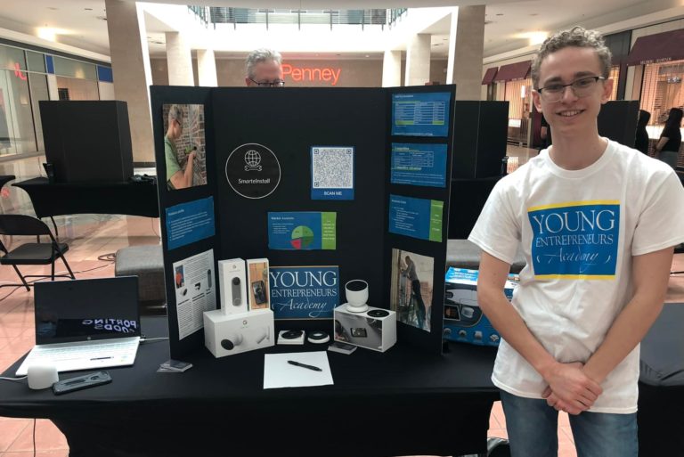 Young entrepreneurs showcase their products